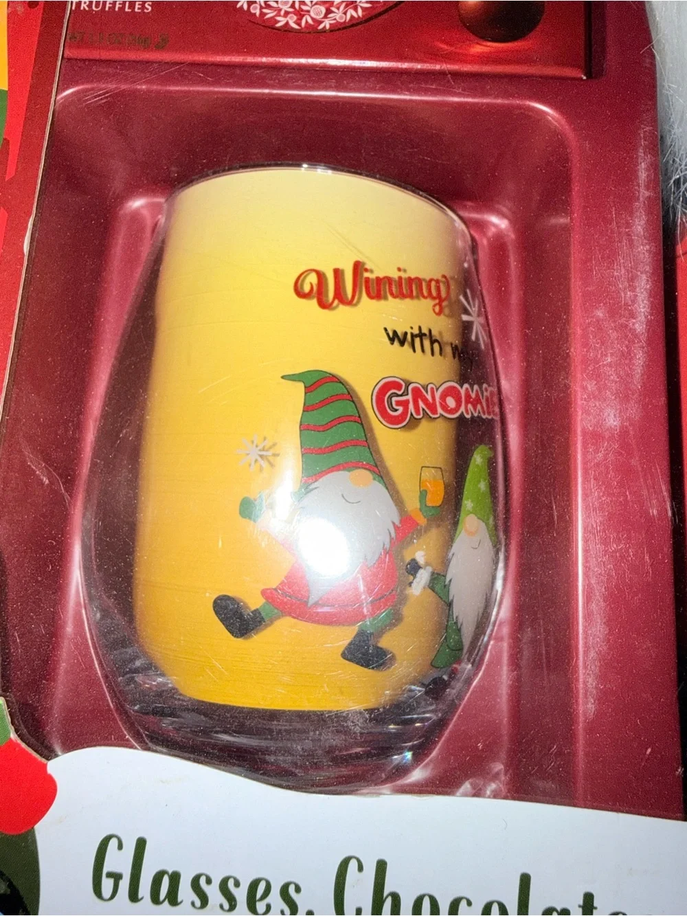 NWT’s Wine Gift Set with Festive Gnome Bottle Top & Yellow Glasses